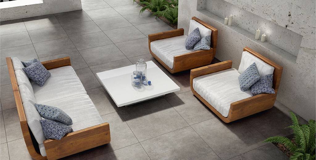 Trouver un carrelage imitation béton ciré pour mettre dans une cuisine d'une maison rénovée sur Mauguio