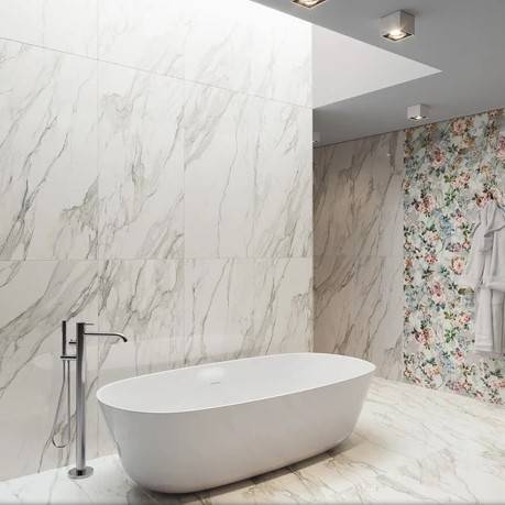 Carrelage effet marbre pour un intérieur raffiné à Mauguio près de Montpellier