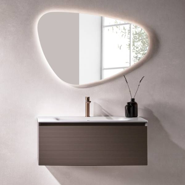 Meuble salle de bain effet bois, miroir design, à Pérols près de Montpellier