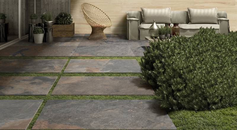 carrelage extérieur antidérapant imitation pierre à la Grande motte près de Montpellier