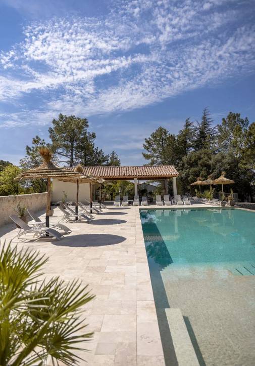 PIERRE NATURELLE ET TRAVERTIN